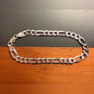 7.5” NEW NEVER WORN 925 Sterling Silver Bracelet - Thick Figaro Chain - 6mm
